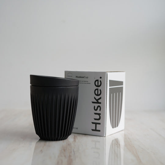 Huskee Cup - Charcoal with lid 8oz